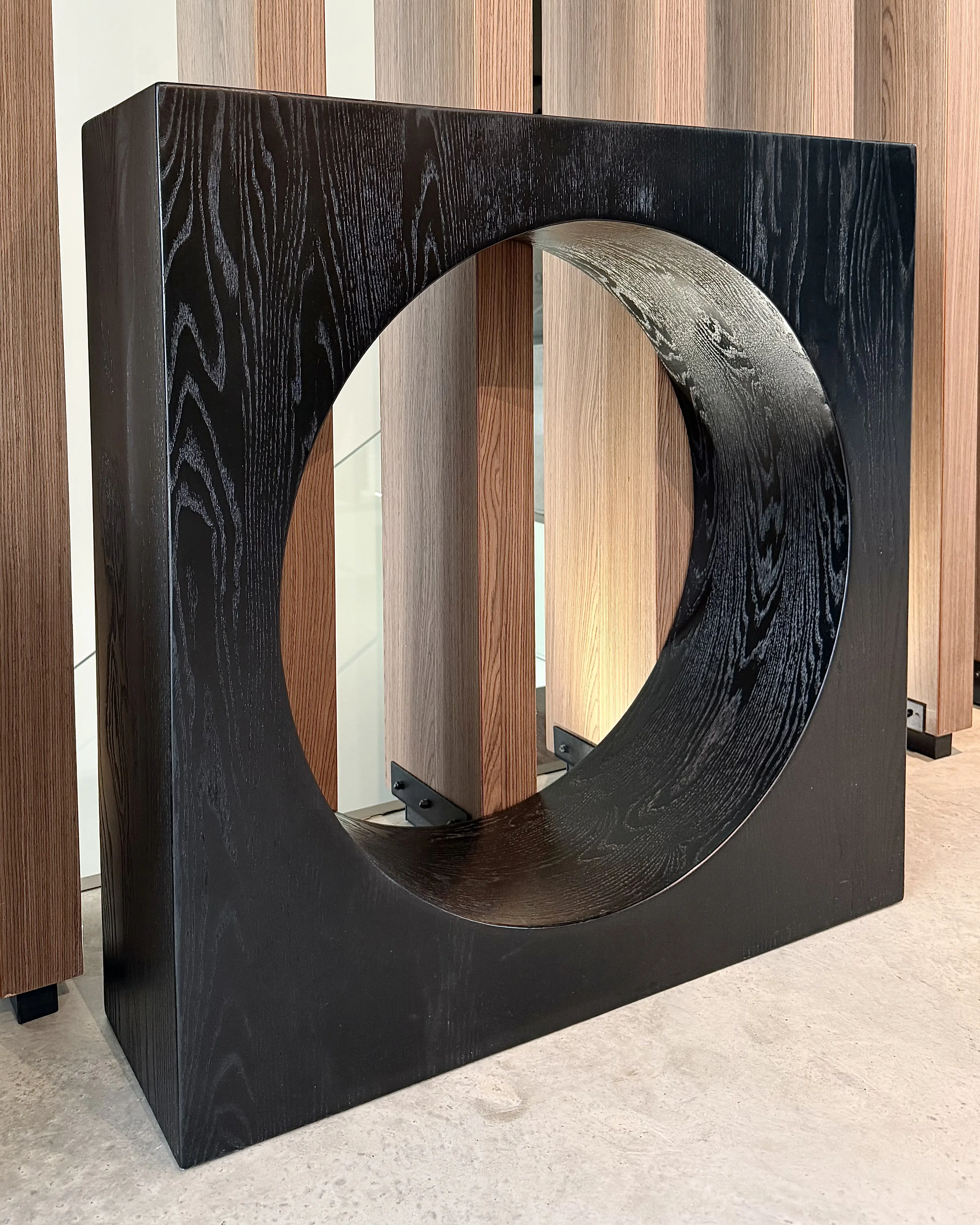 Imagine reprezentativă — Mobilier și obiecte de design